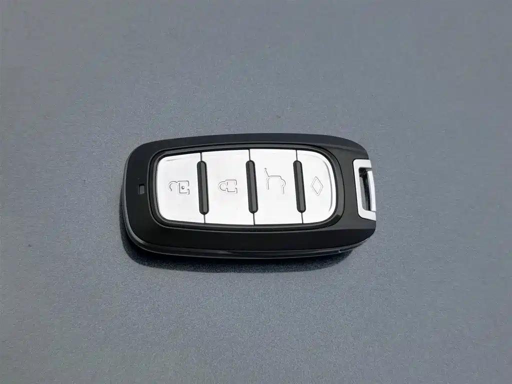 CHEVROLET MAI RUIBAO XL