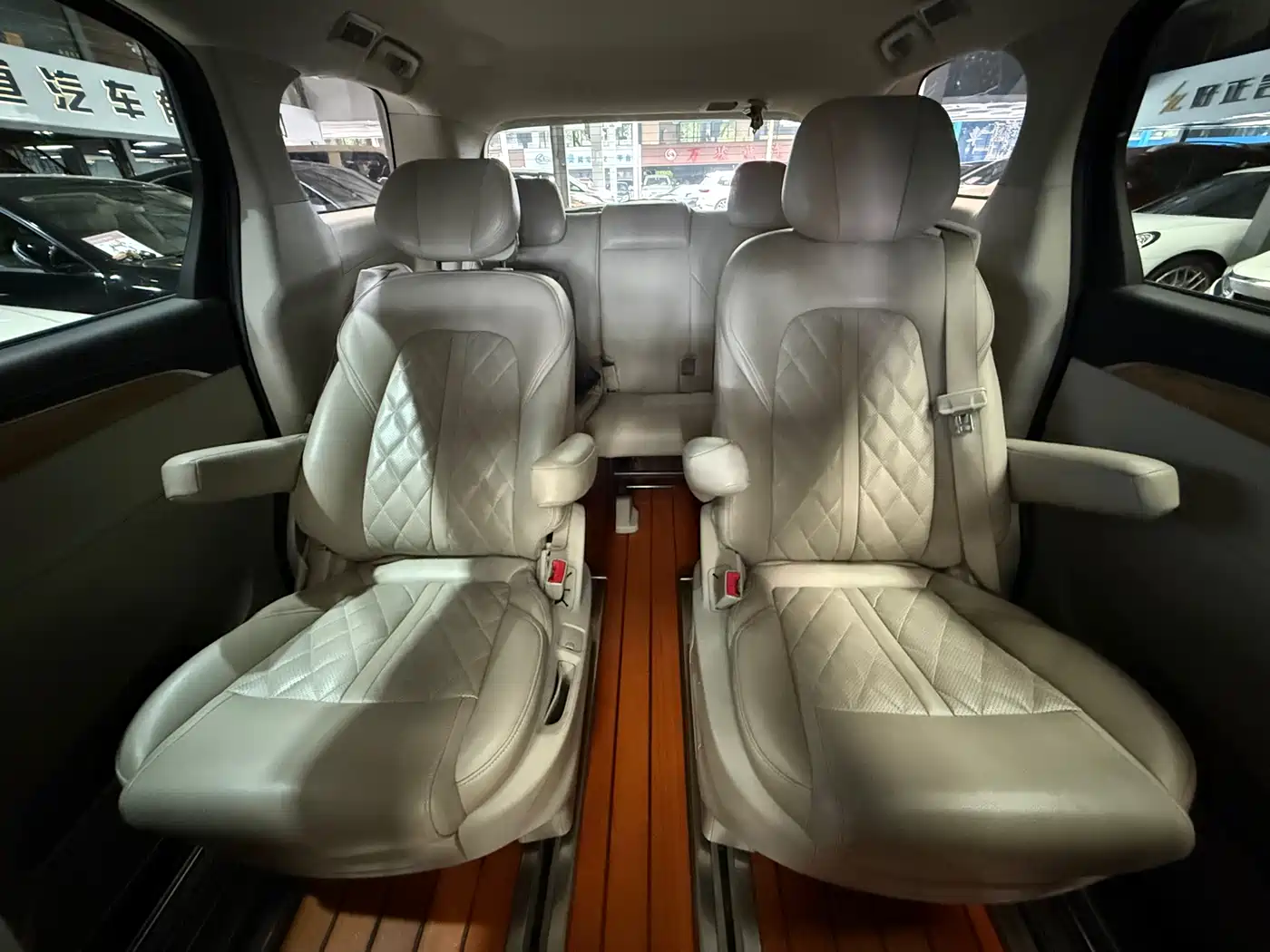 Buick GL8 2017 ES 28T Comfort Type China V фото 20