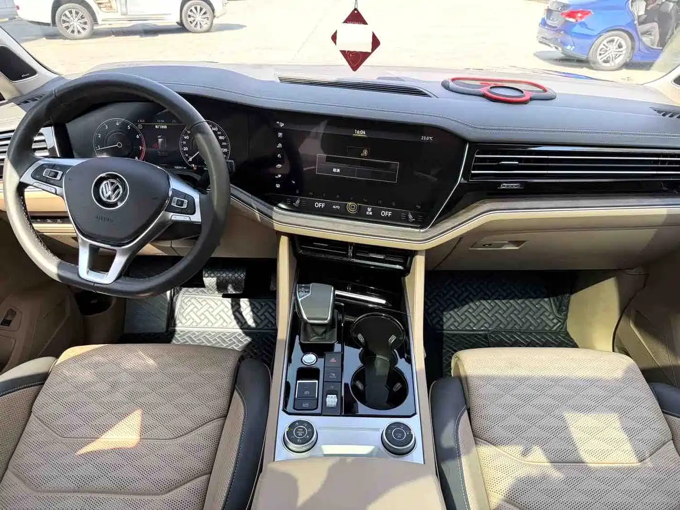 Volkswagen Touareg 2020 3.0TSI Premium Edition China VI фото 6