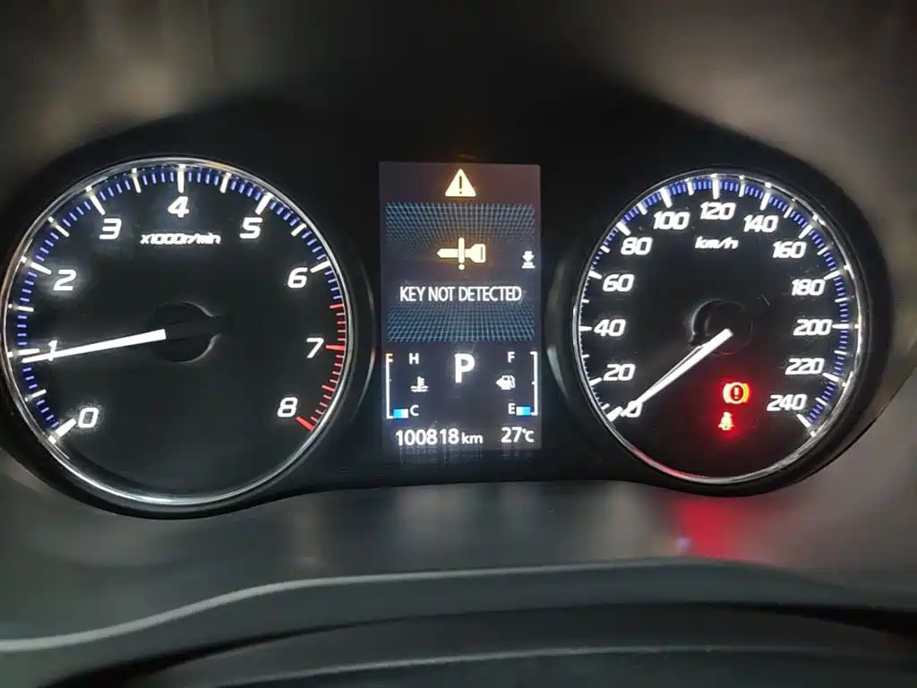 Mitsubishi Outlander 2019 2.4L 2WD Premium Edition 5-seater China V фото 12