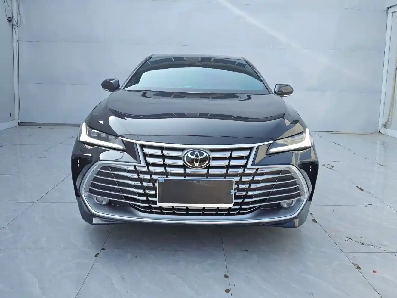 Toyota Avalon 2024 Hybrid 2.0L Luxury Edition фото 2
