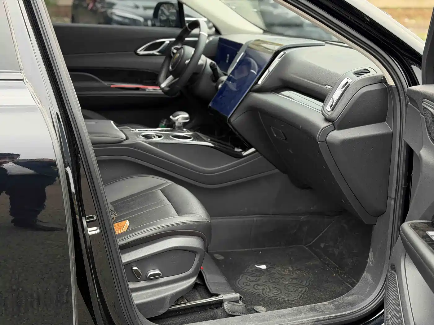 Hongqi HS3 PHEV 2024 PHEV 115km Power Edition фото 10