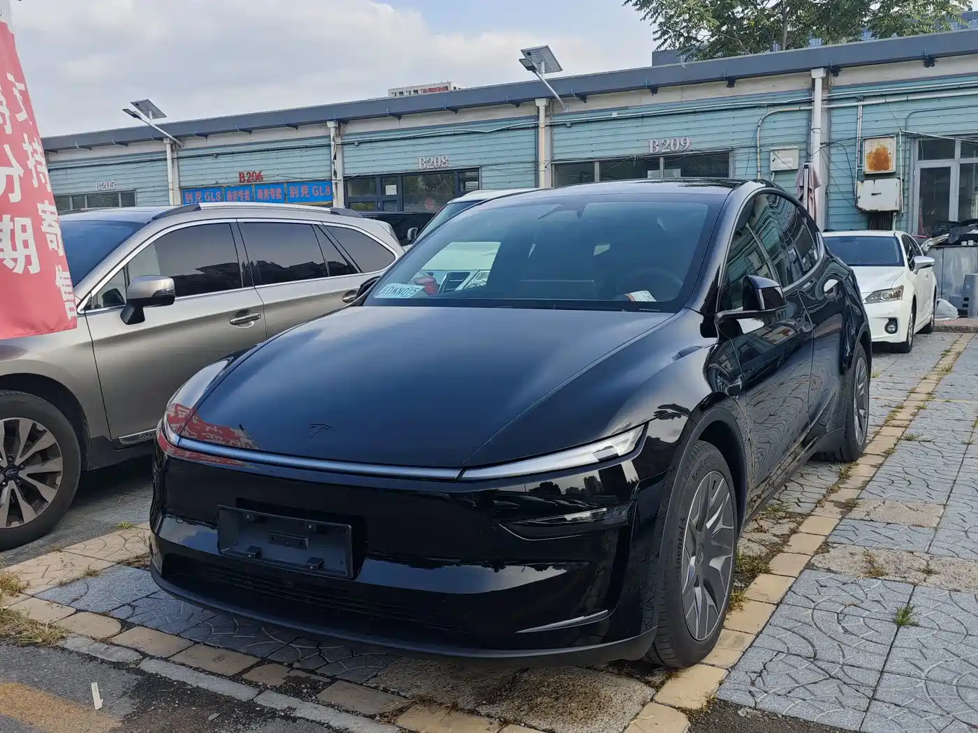 Tesla Model Y L 2025 Facelift Long Range AWD