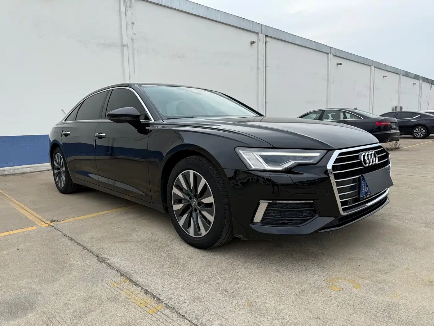 Audi A6L 2022 45 TFSI Premium Elegance фото 3