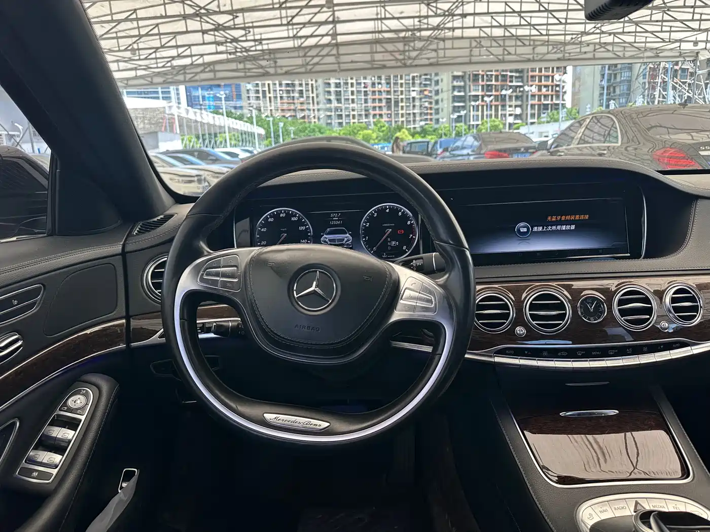 Mercedes-Benz S-Class 2016 S 320 L Luxury фото 27
