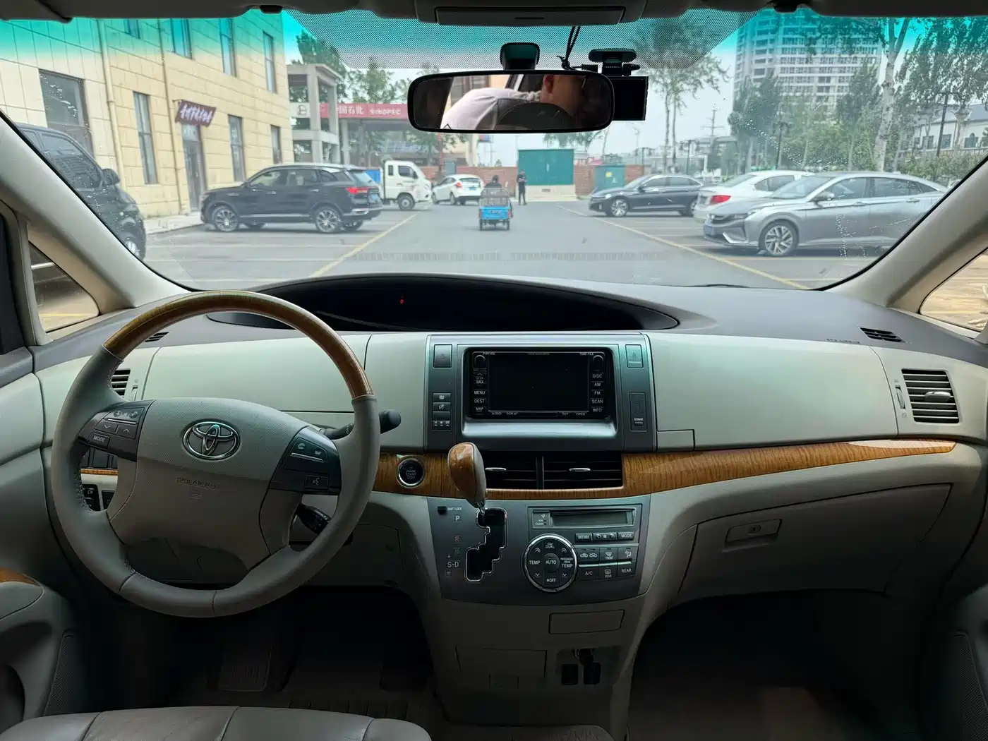 Toyota Previa 2012 2.4L 7-Seater Luxury Edition фото 6