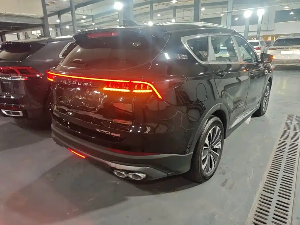 Jetour X70 PLUS 2025 2025 1.5T CVT Flagship PRO 7-seater