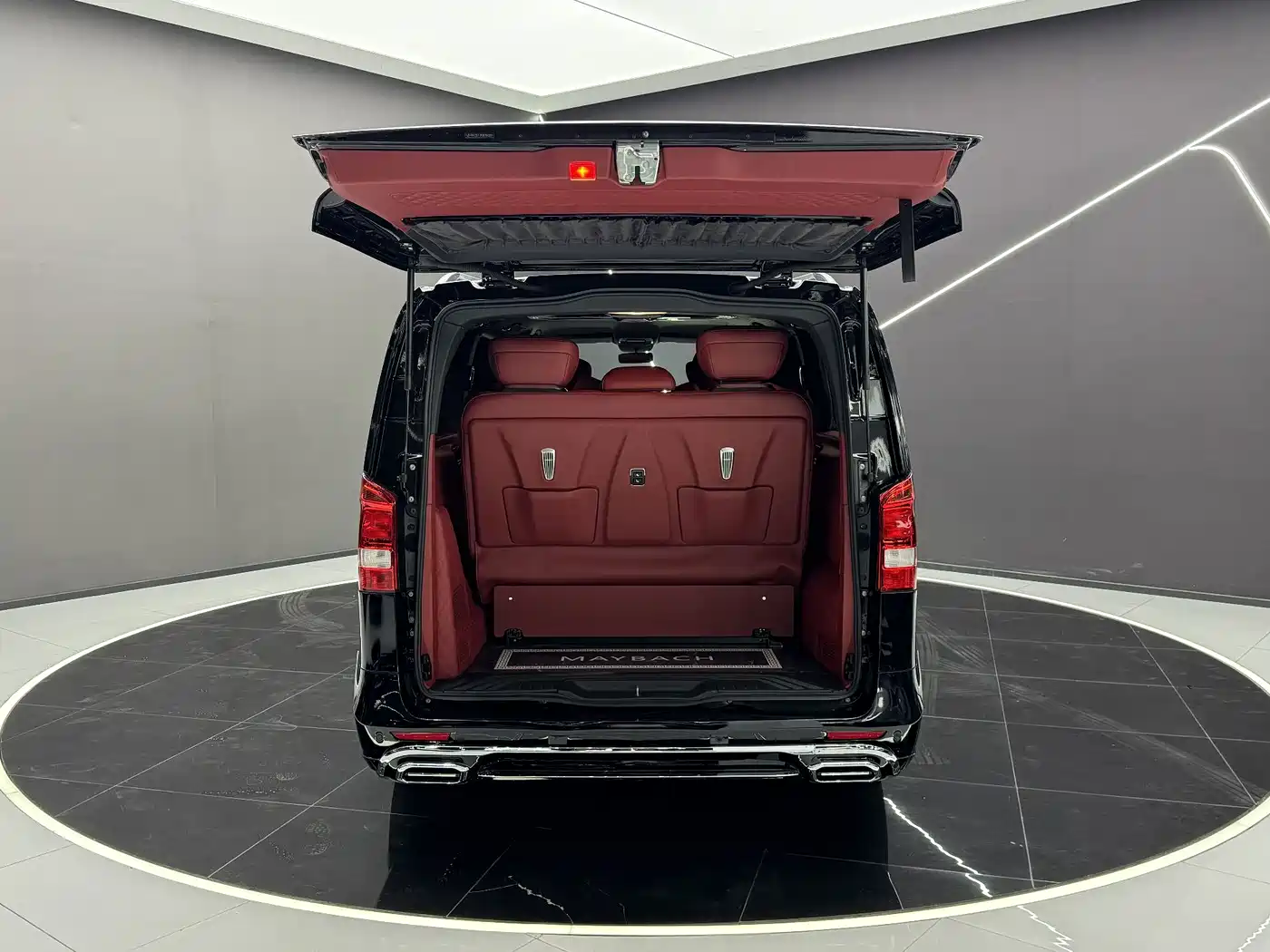 Mercedes-Benz Vito 2018 2.0T Business Edition China VI фото 15