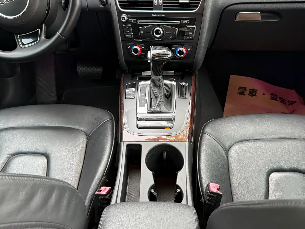 Audi A4L 2015 35 TFSI Auto Comfort фото 13