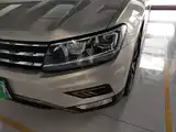 صورة 24 - Volkswagen Tiguan L