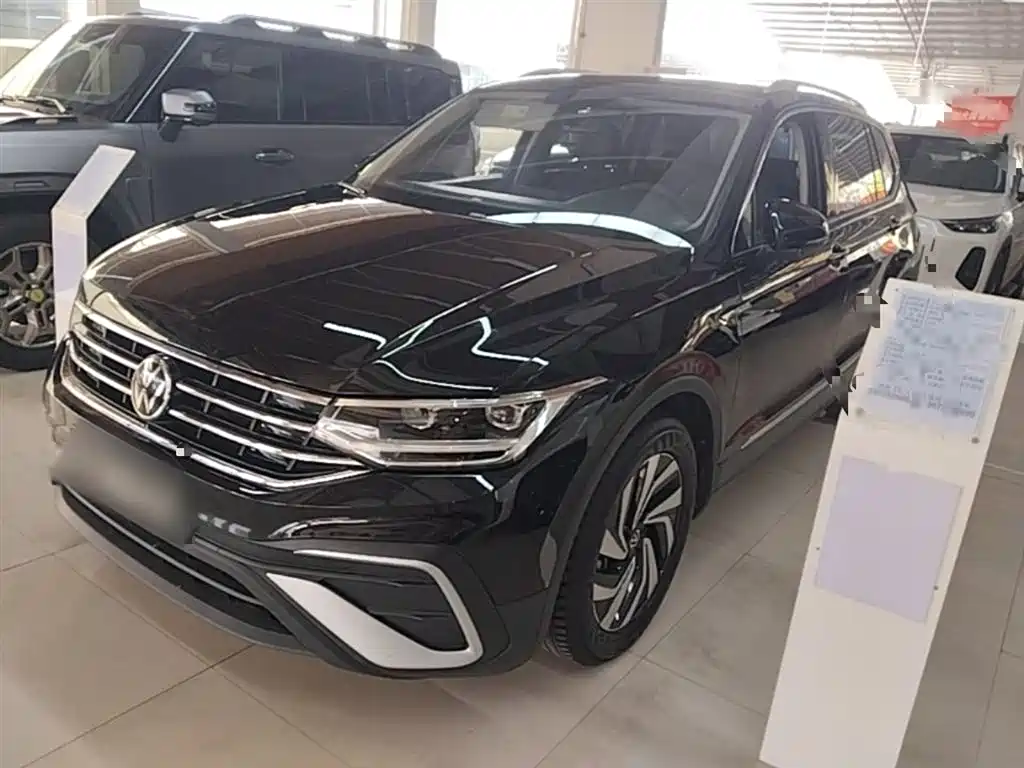 Volkswagen Tiguan L 2023 330TSI Auto 2WD Smart Edition фото 2