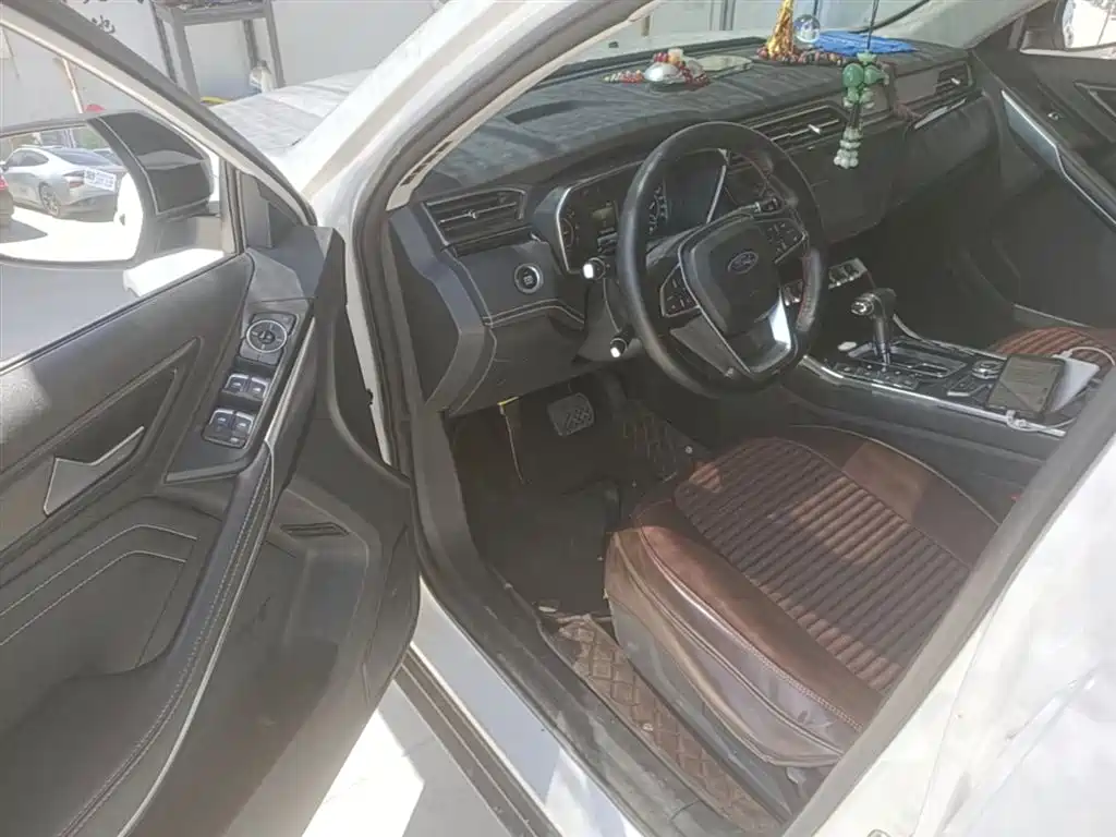 FORD TERRITORY