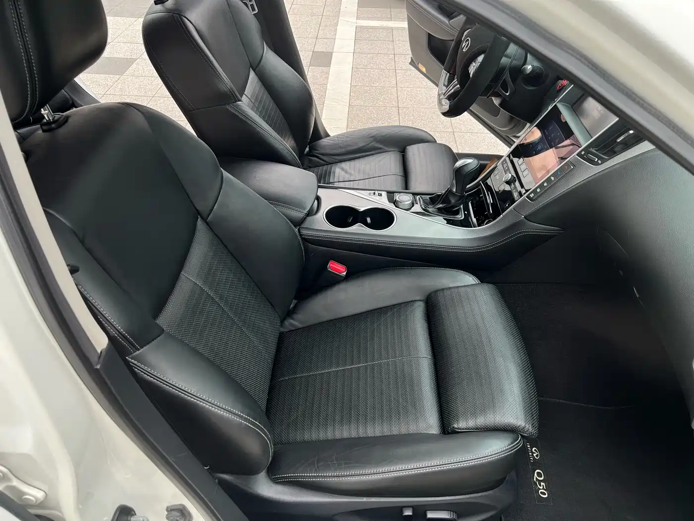 Infiniti Q50 2017 2014 3.7L Luxury Sport