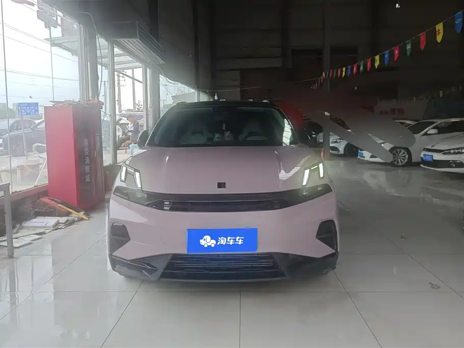 Lynk & Co 06 2025 Renew 1.5T Pro фото 2