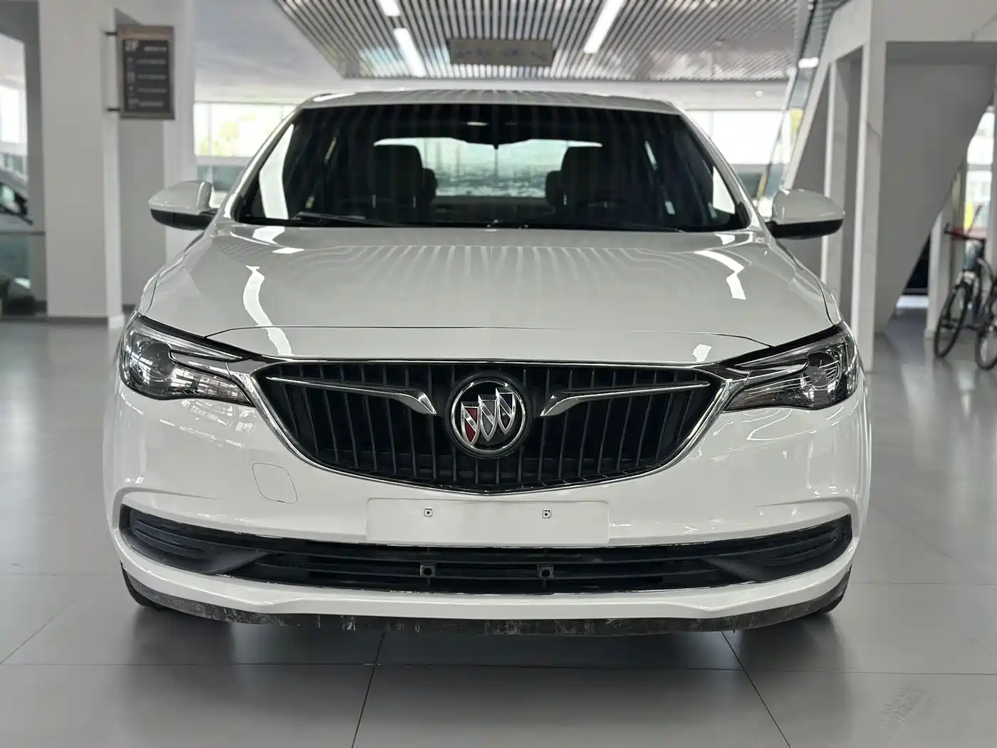 Buick Excelle 2018 15T Dual Clutch Elite (China V) фото 2