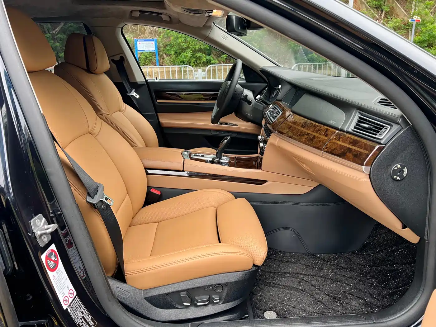 BMW 7 Series 2012 760Li 25th Anniversary Limited Edition фото 10