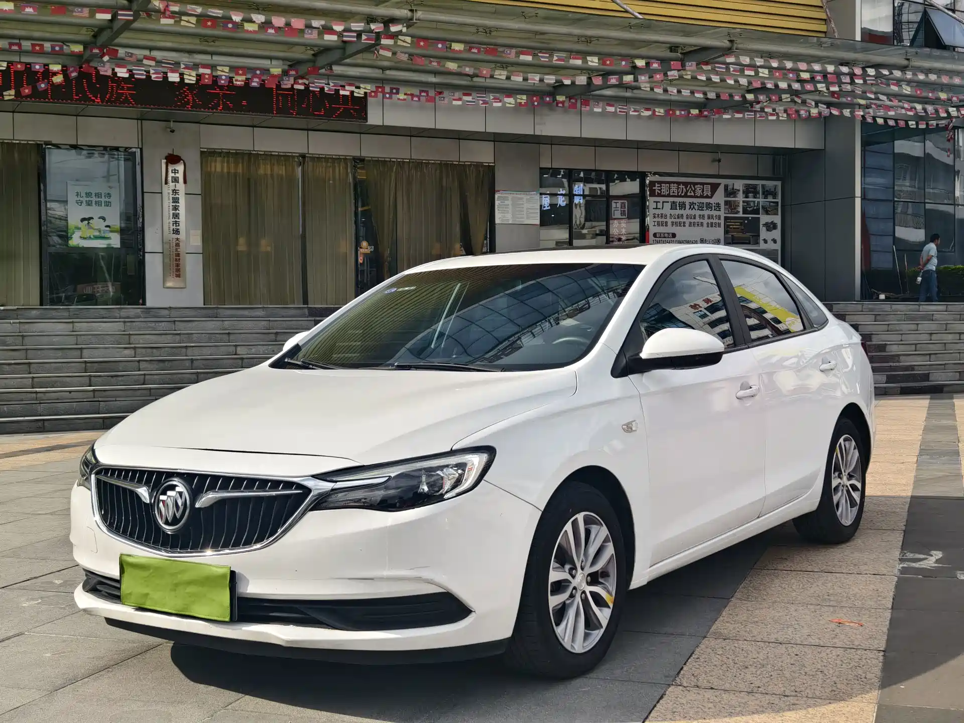 Фото 1 - Buick Excelle