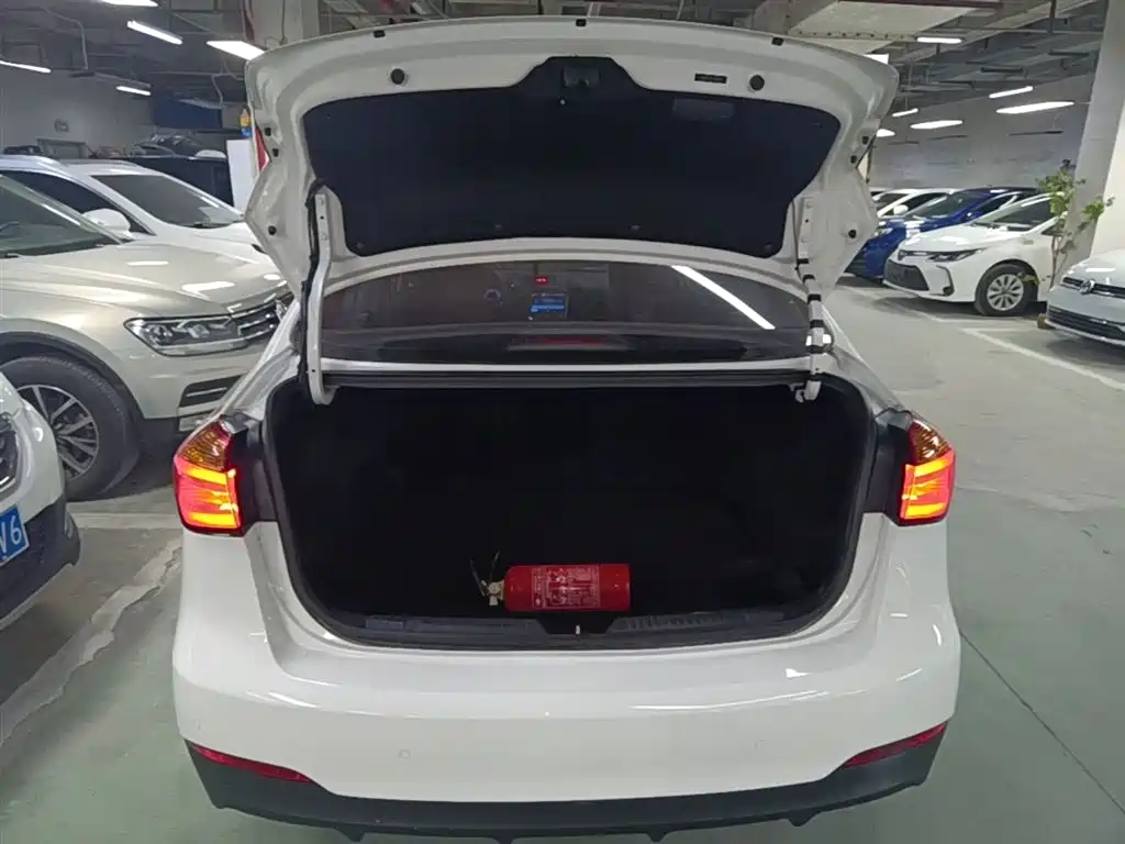 Kia K3 2015 1.6L Automatic GLS фото 19
