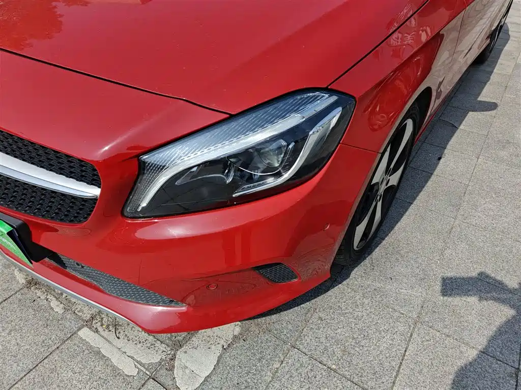 Mercedes-Benz A-Class (Import) 2017 Facelift A 200 Fashion фото 18