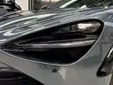 Photo 9 - McLaren 720S