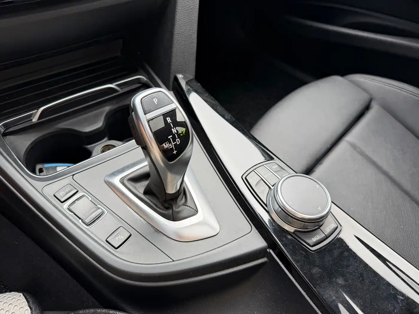 BMW 3 Series 2018 320Li Leading M Sport Package фото 16