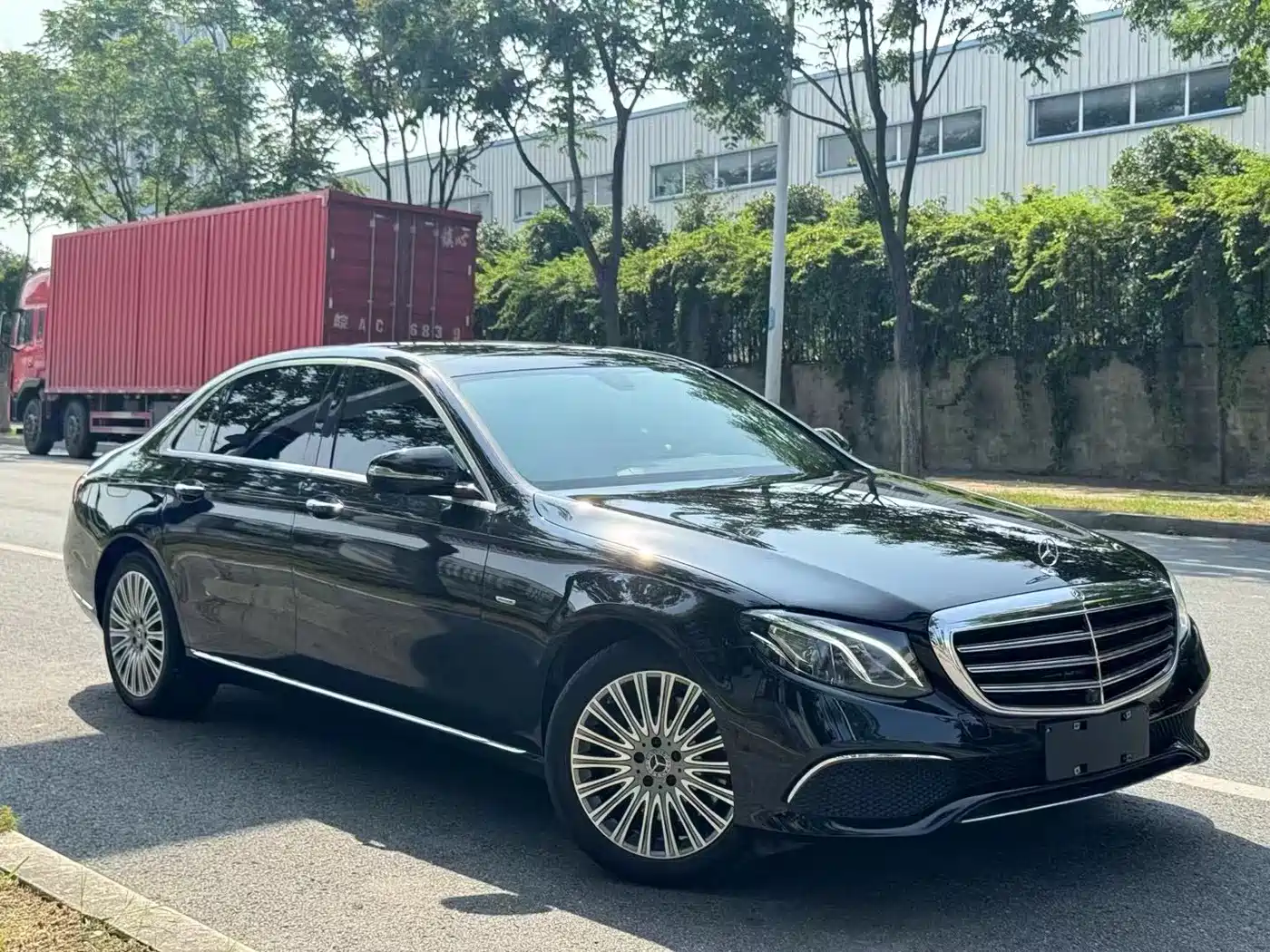Mercedes-Benz E-Class 2020 Facelift E 300 L Exclusive фото 3