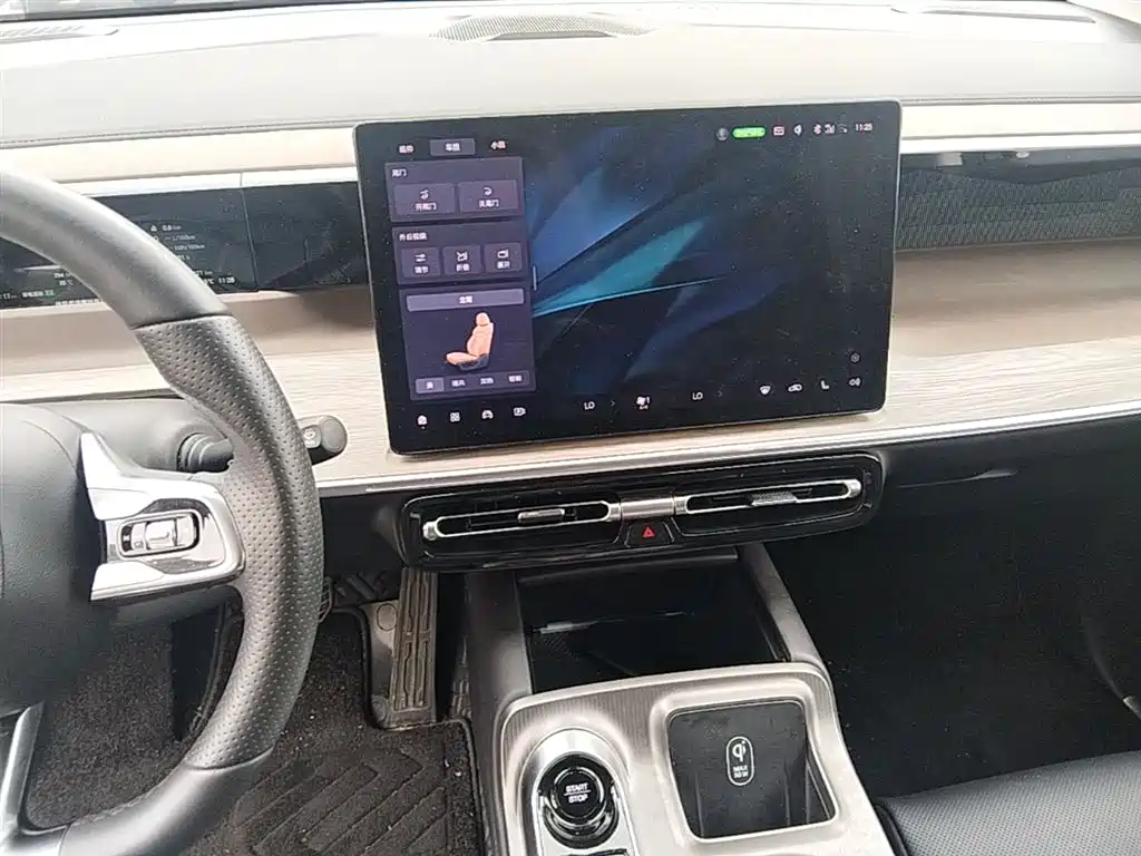GAC Trumpchi Trumpchi E8 NEV 2024 Model 150km MAX фото 13