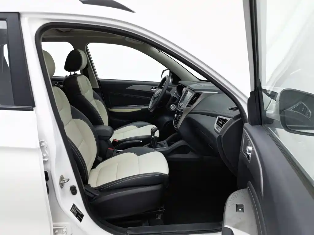 Changan CS35 2018 2017 1.6L Manual Luxury