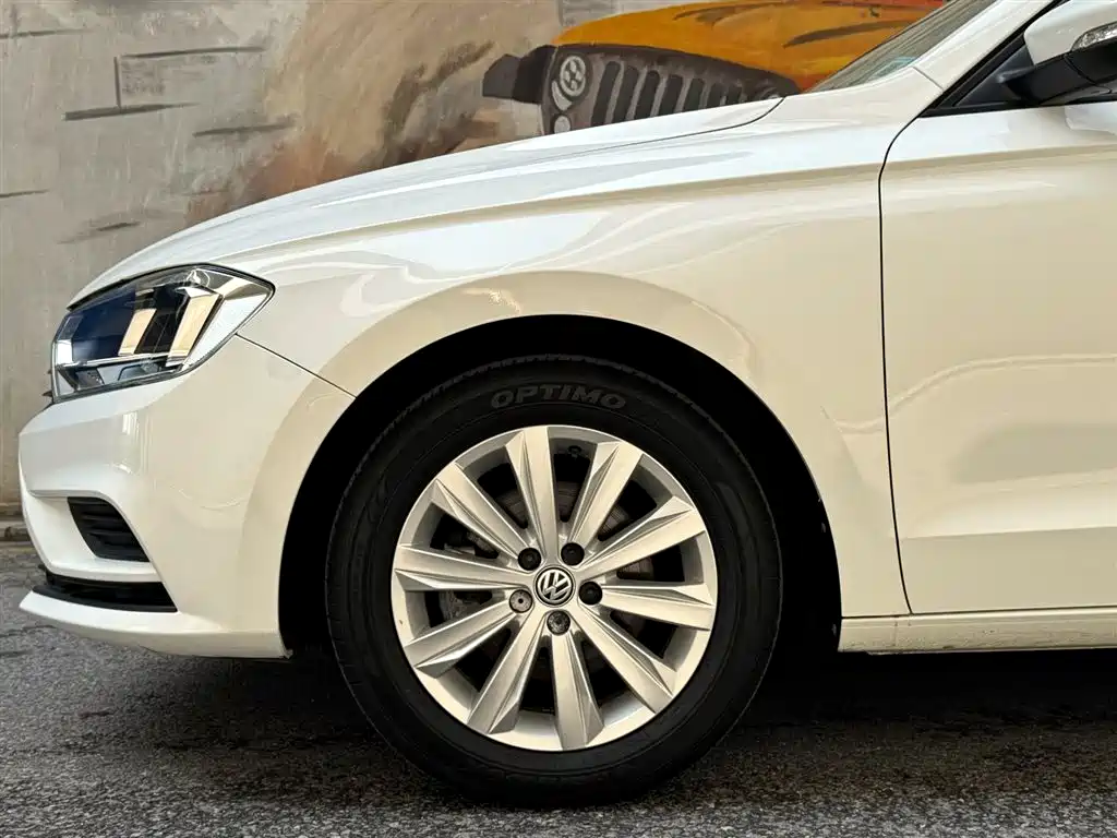 Volkswagen Bora 2019 Facelift 1.5L Automatic Fashion China VI фото 6