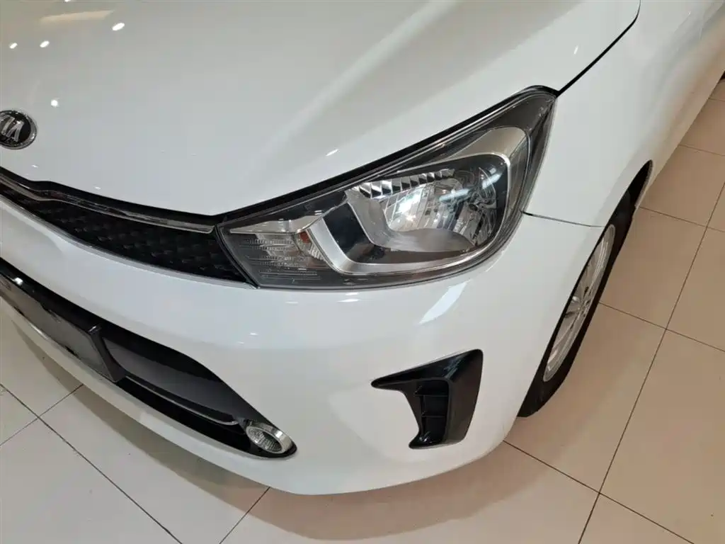 Kia Huan Chi 2017 1.4L Manual Value Intelligent фото 24
