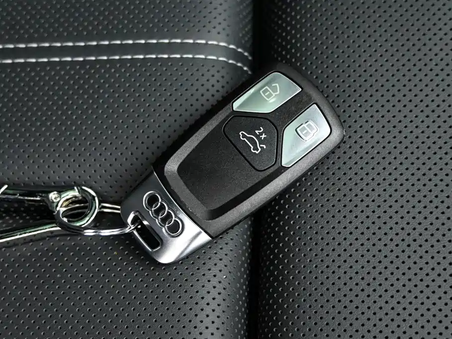 Audi A4L 2024 40 TFSI Luxury Dynamic фото 38