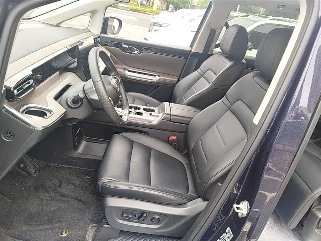 GAC Trumpchi Trumpchi E8 NEV 2024 Model 150km MAX фото 15