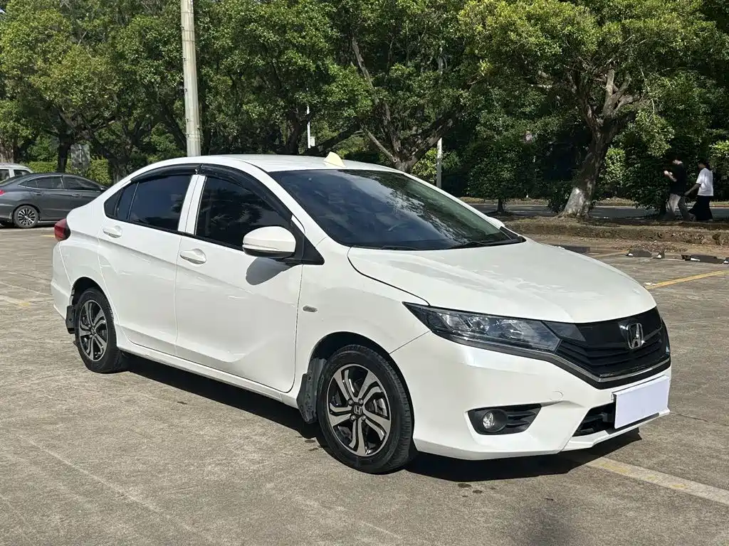 Honda Greiz 2017 2016 1.5L CVT Classic Edition