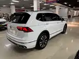 Фото 10 - Volkswagen Tiguan L