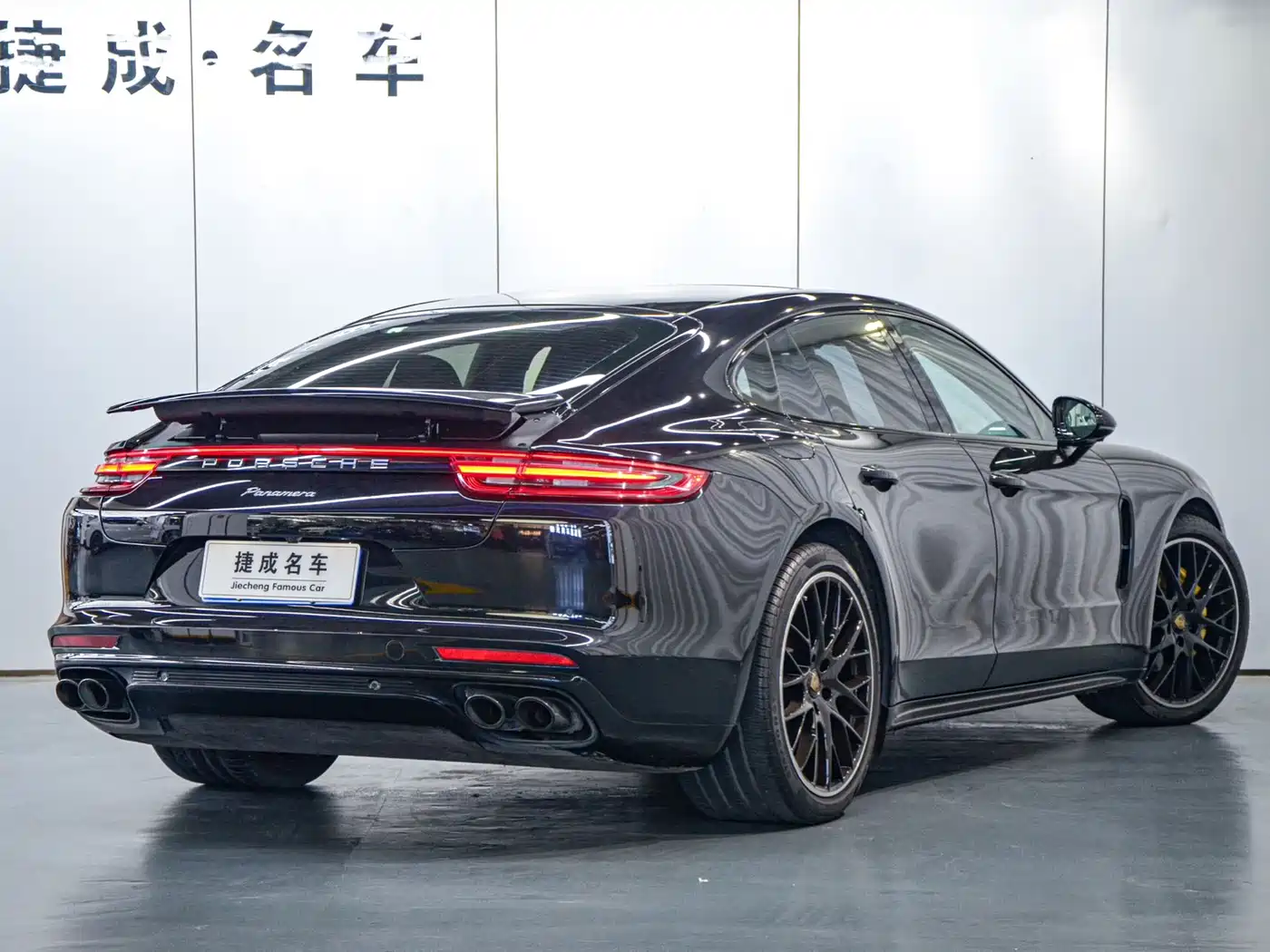 Porsche Panamera 2017 Panamera 3.0T фото 5