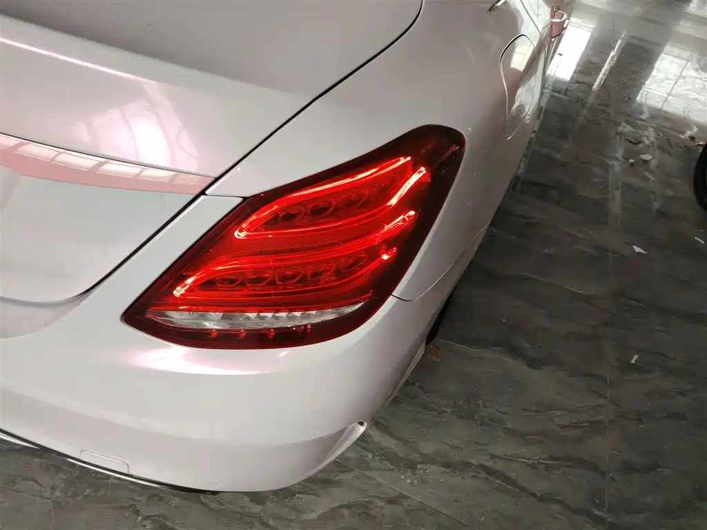 Mercedes-Benz C-Class 2018 C 180 L Fashion Sport Edition фото 25