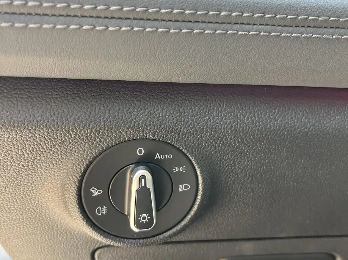 Volkswagen Sagitar 2024 300TSI DSG Surpass Edition фото 26