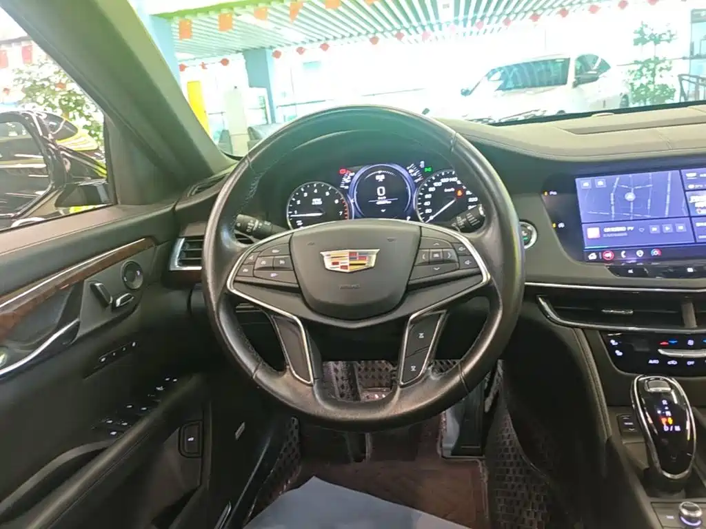 Фото 11 - Cadillac CT6