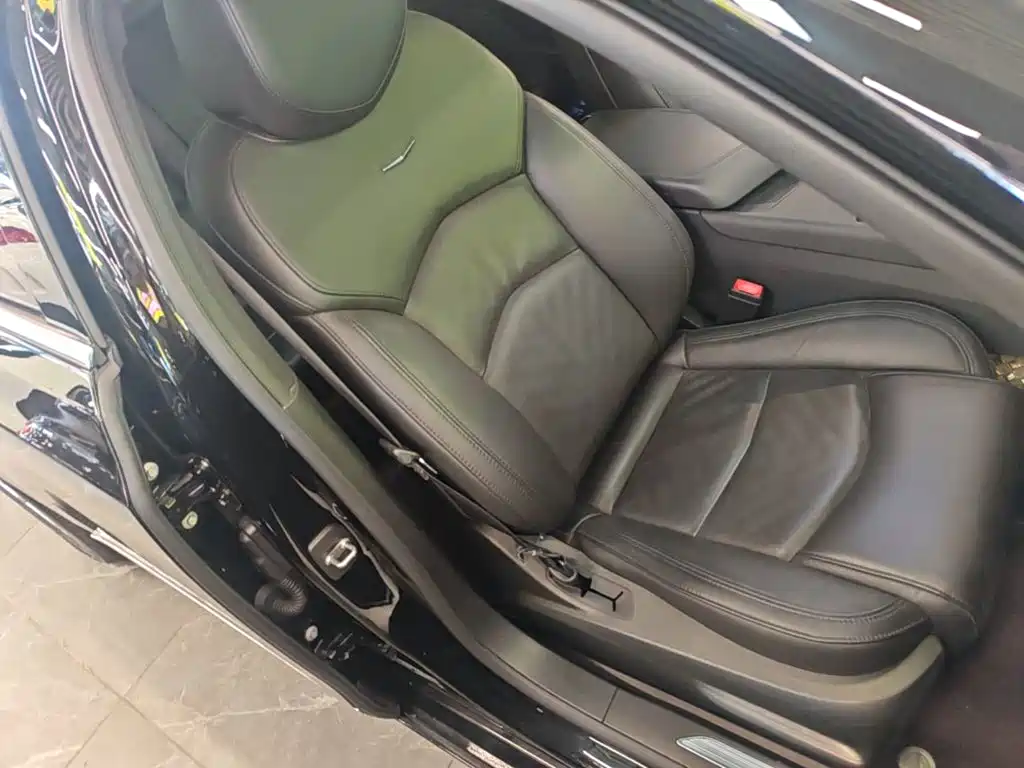 Фото 25 - Cadillac CT6