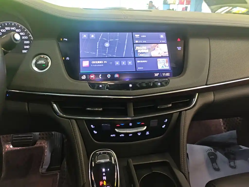 Фото 13 - Cadillac CT6