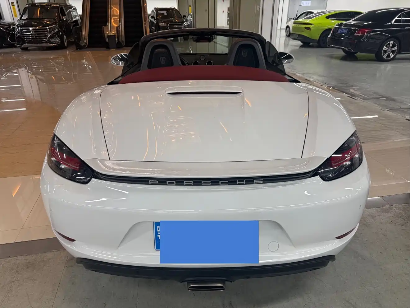 Porsche 718 2018 Boxster 2.0T фото 9