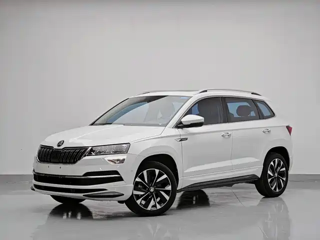 Skoda Karoq TSI280, Smart Shine