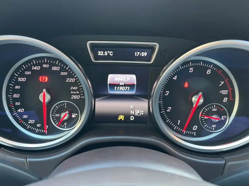 Mercedes-Benz GLE 2016 2015 GLE 320 4MATIC