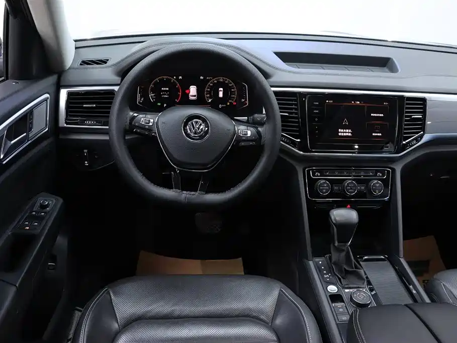 Фото 23 - Volkswagen Teramont