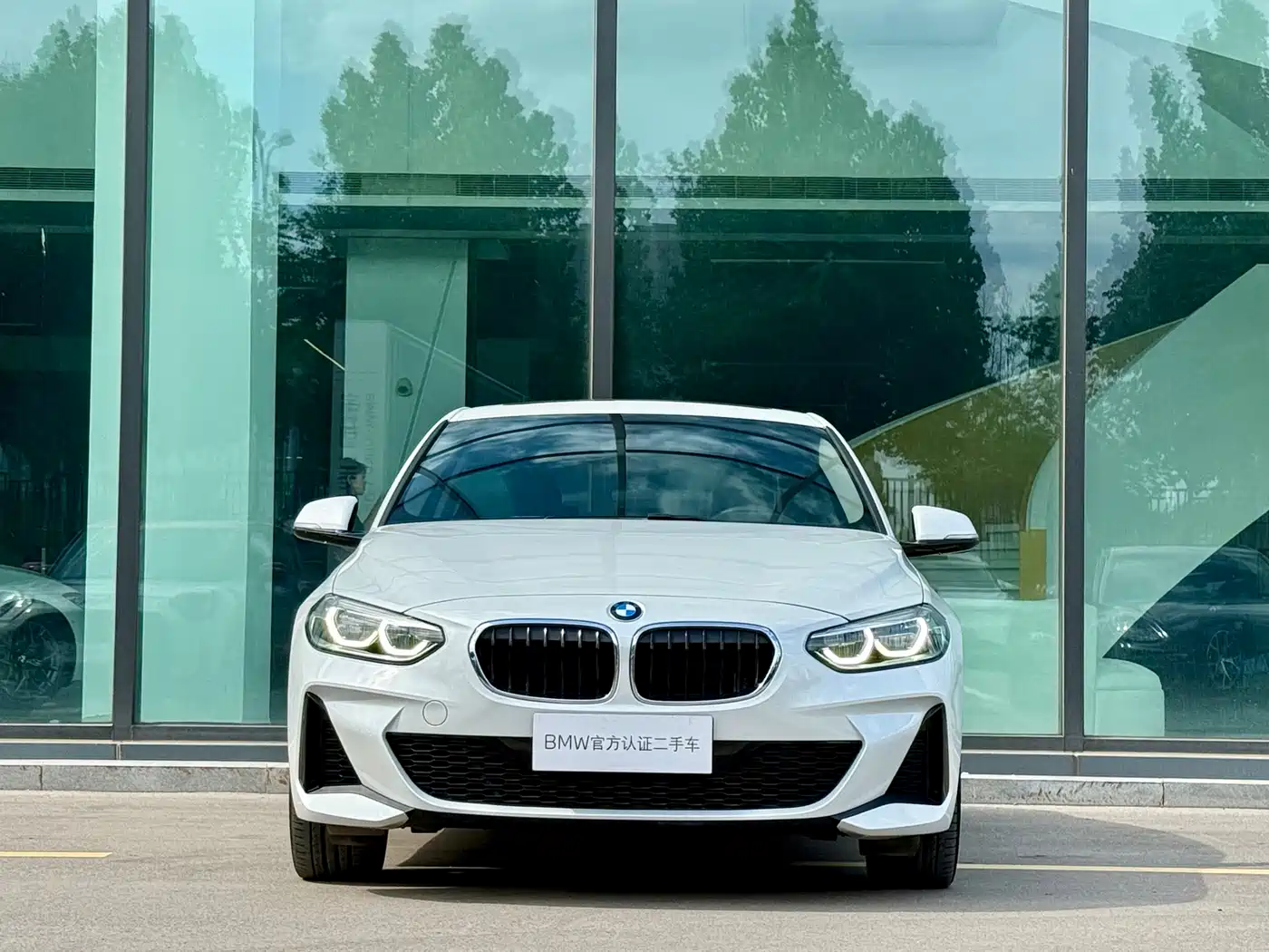BMW 1 Series 2020 Model 120i M Sport Package фото 2
