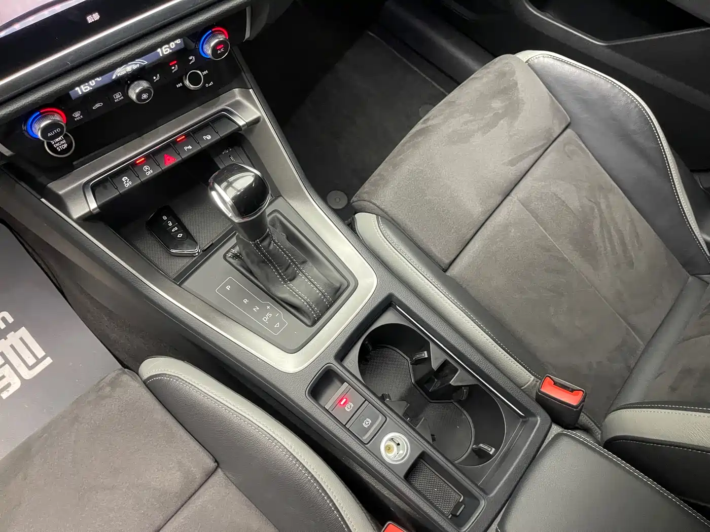 Audi Q3 2023 35 TFSI Fashion Dynamic Model (1.5T) фото 17
