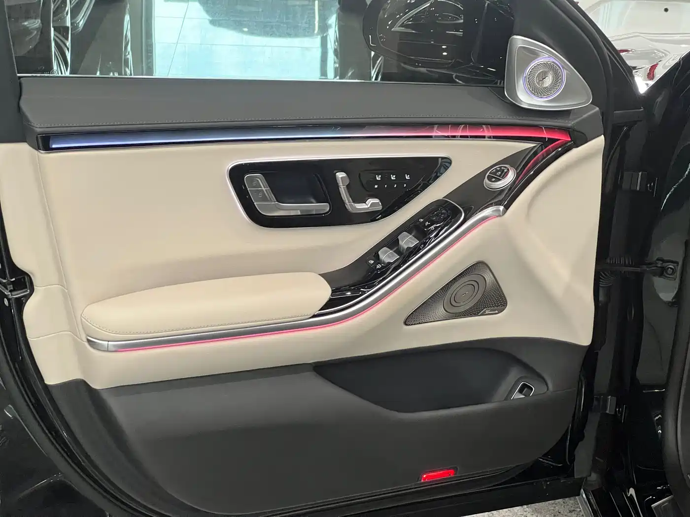 Mercedes-Benz S-Class 2023 Model S 400 L Luxury Edition фото 14