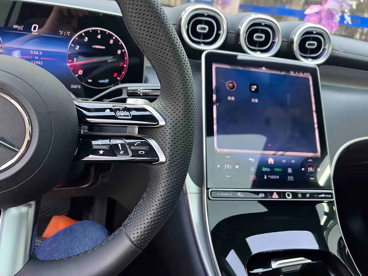 Mercedes-Benz GLC 2024 GLC 260 L 4MATIC Luxury 5-seater фото 10
