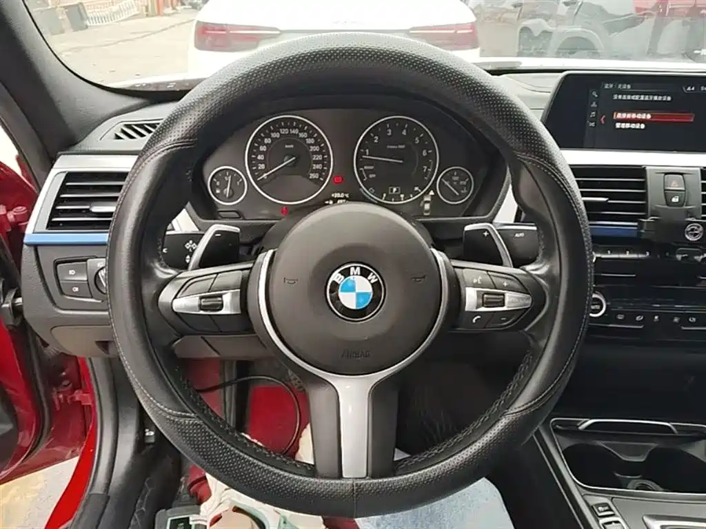 BMW 3 Series 2018 320i M Sport Package фото 11