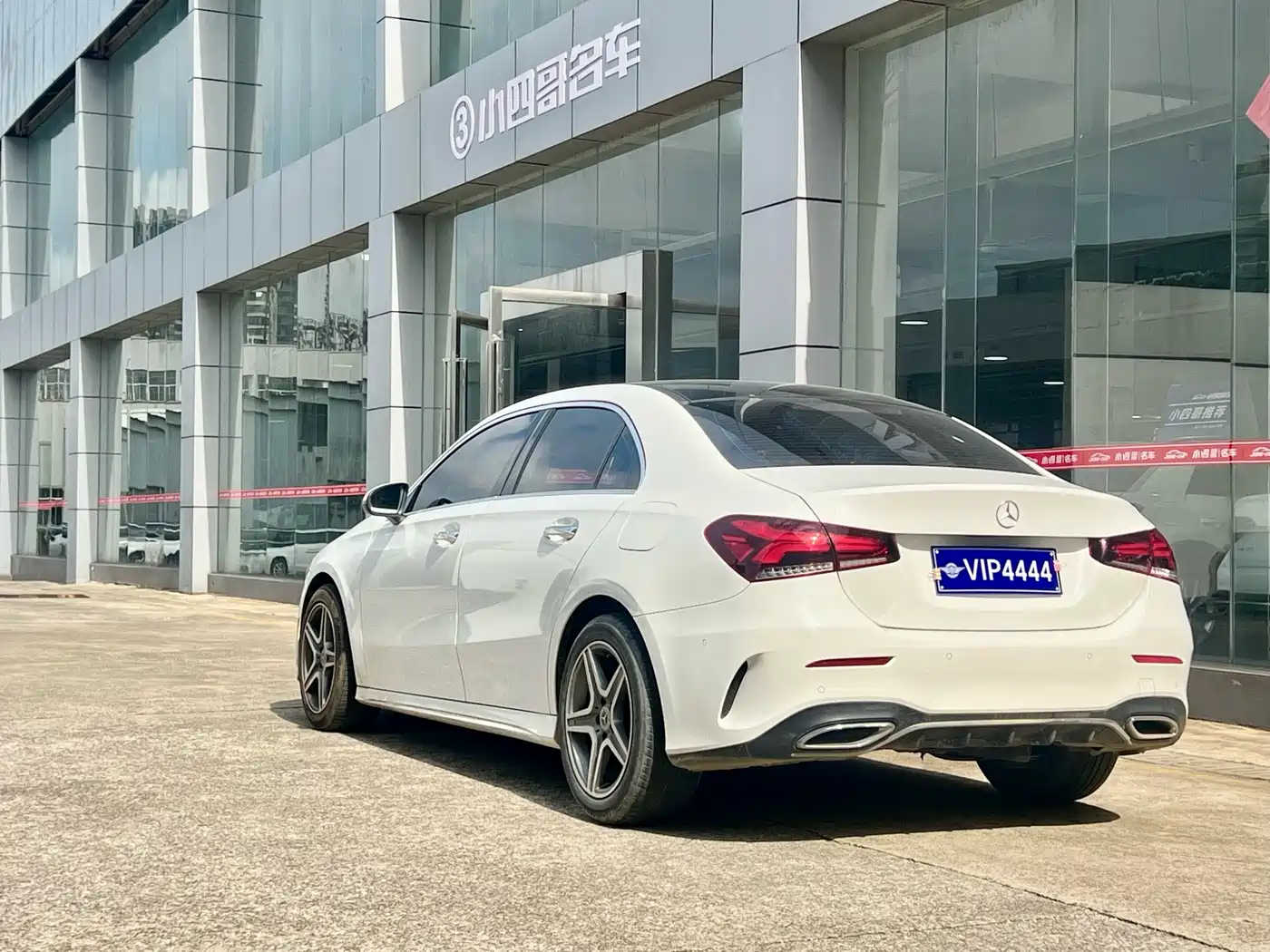 Mercedes-Benz A-Class 2022 Facelift A 200 L Sport Sedan Dynamic фото 4